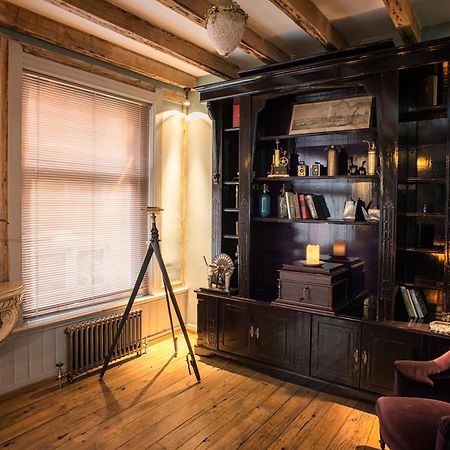 Private And Chique Salon De Franz - With Large Terrace Bed & Breakfast Amsterdam Bagian luar foto