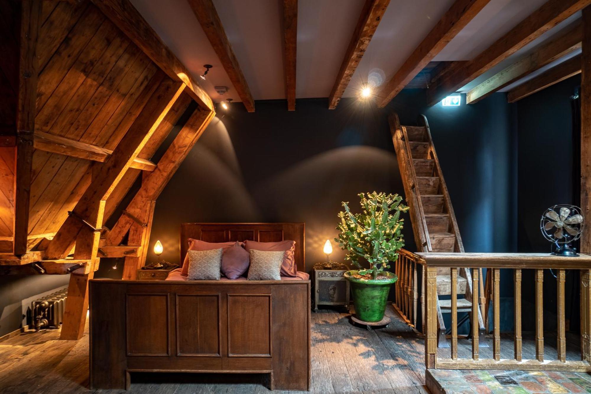 Private And Chique Salon De Franz - With Large Terrace Bed & Breakfast Amsterdam Bagian luar foto